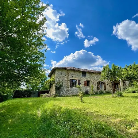 La Borderie De Pierre