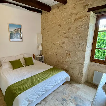 La Borderie De Pierre Tatil Evi Saint-Aubin-de-Nabirat